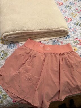 Alo match point shorts